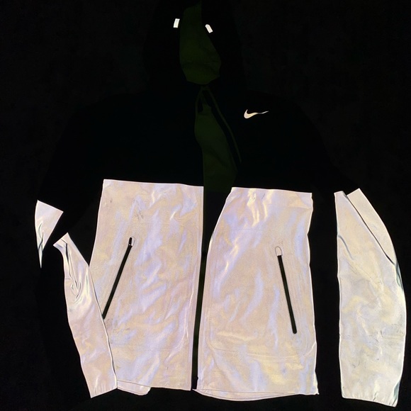 Nike coat - Picture 4 of 4